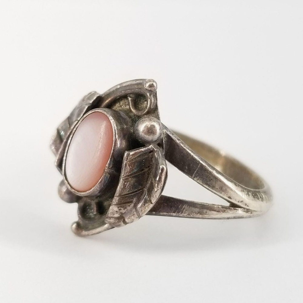 Vintage Navajo Sterling Silver Pink Mother of Pearl Shell Leaf Ring 5 / 2.7g - Picture 3 of 8